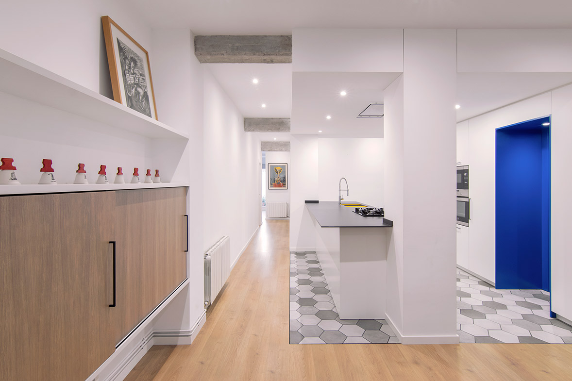 arquitectura-interior-en-el-centro-de-valencia-elo-construcciones-nihil-estudio-arquitectura-interiorismo-diseno-reforma-apartemento-constructora-valencia-01